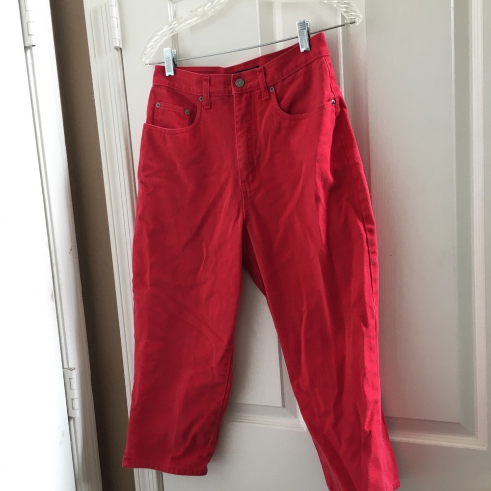 FINAL MARKDOWN Ladies’ Bill Blass Capris (6)